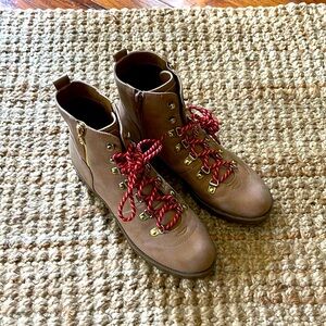 Guess Boots Tan w Red Laces